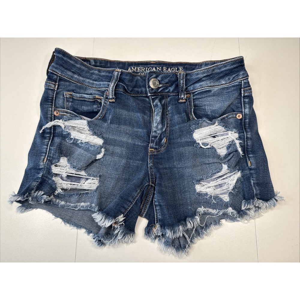 American Eagle Womens Size 8 Distressed Denim Cutoff Shorts Blue Ripped Frayed